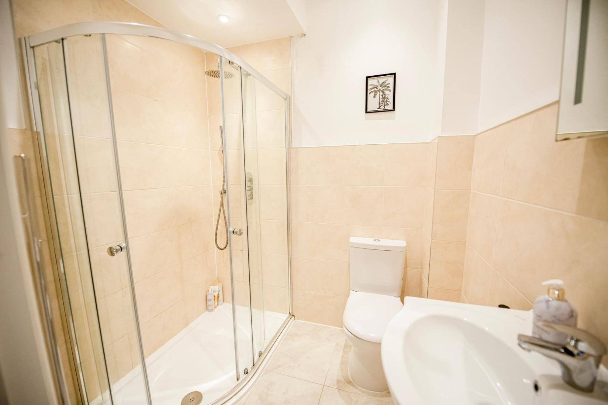 Charming 2-Bedroom Flat In Shepherd'S Bush, Near Hammersmith Londres Extérieur photo